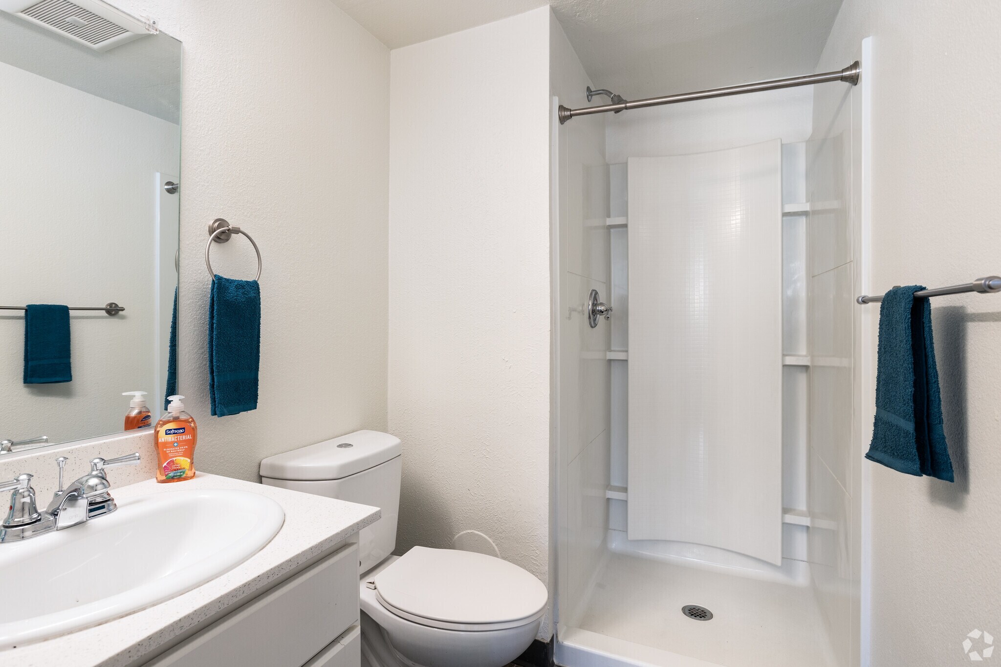 Grace Apartments Primary Bathroom