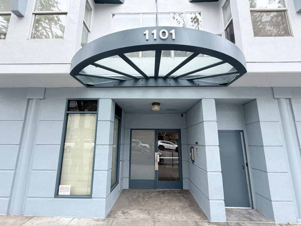 1101 Howard Street Entrance