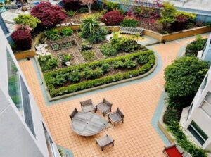 1101 Howard Street Courtyard 2