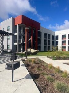 Mercy North Auburn at Rock Creek Exterior Courtyard