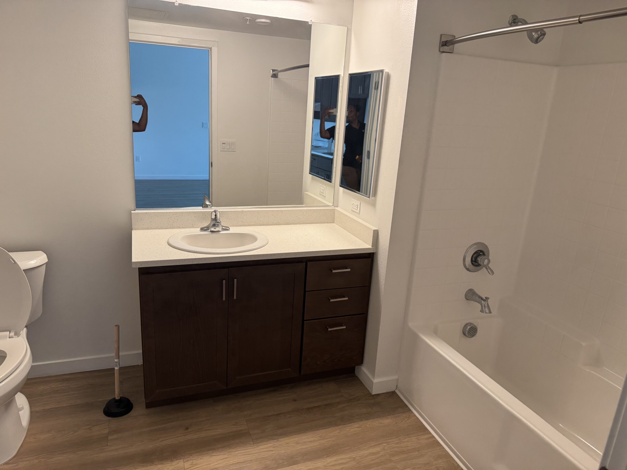 The Heights on Stockton 2-bedroom Bathroom