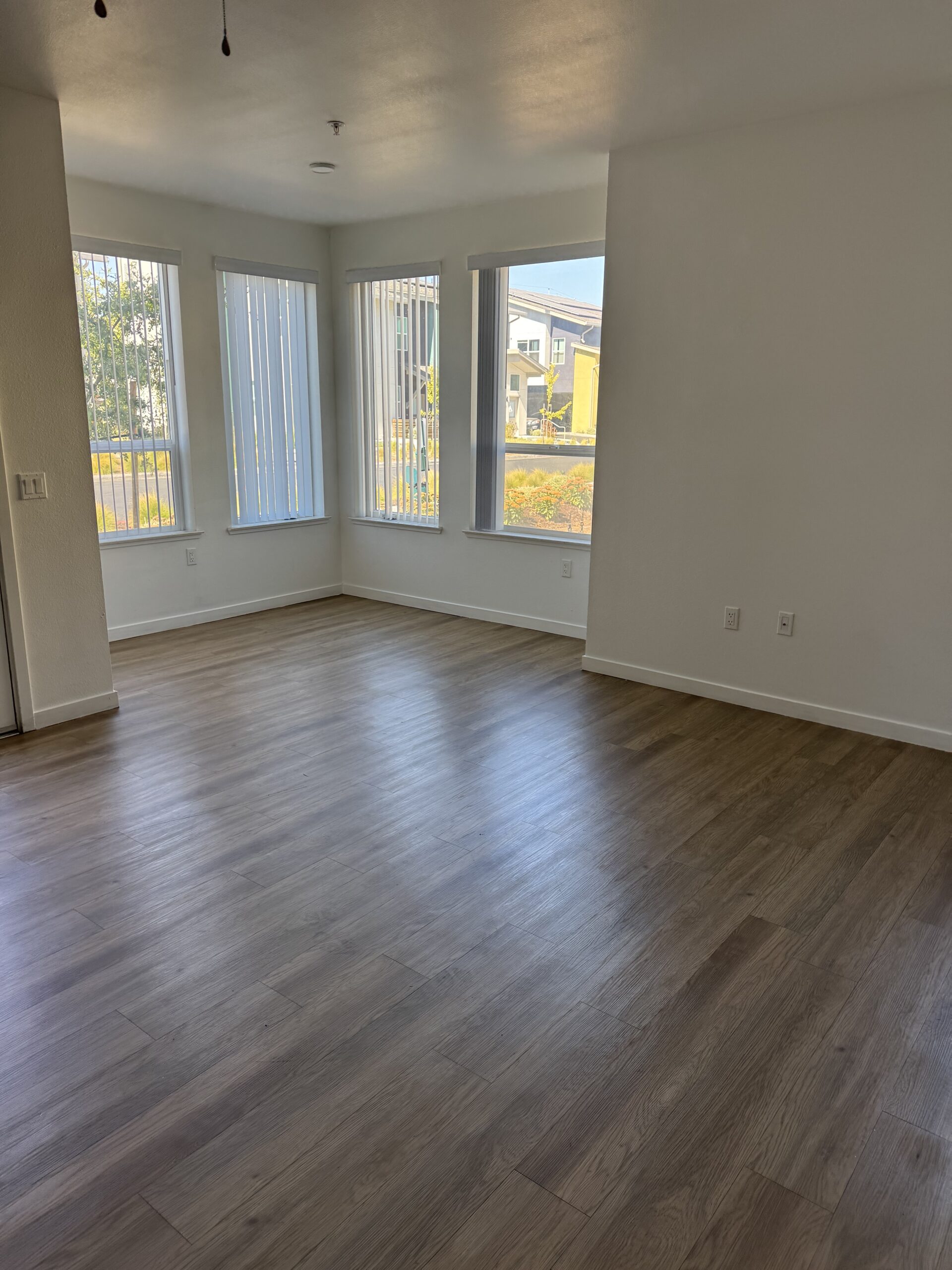 The Heights on Stockton 2-bedroom Dining