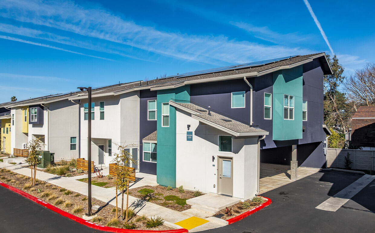 The Heights on Stockton Exterior